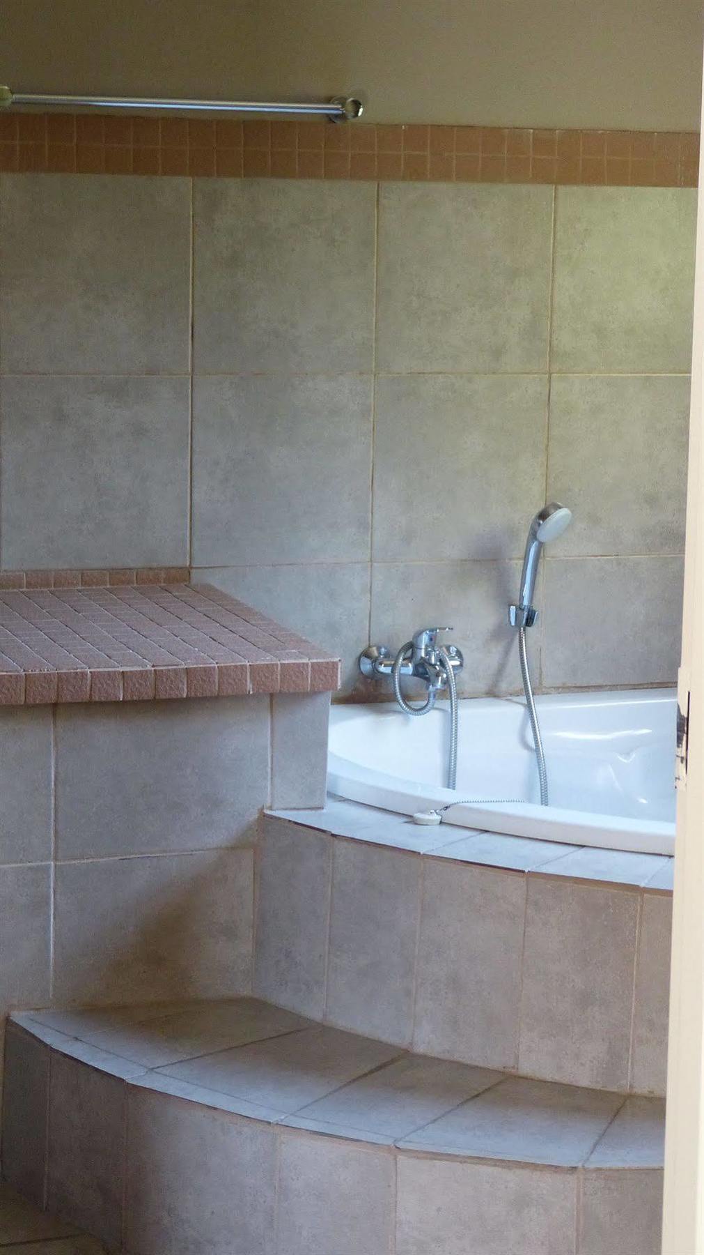 African Sands Guesthouse Load Shedding Free Bloemfontein Dış mekan fotoğraf