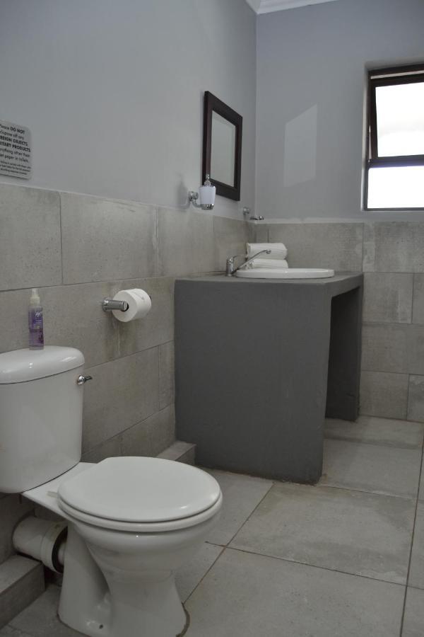 African Sands Guesthouse Load Shedding Free Bloemfontein Dış mekan fotoğraf