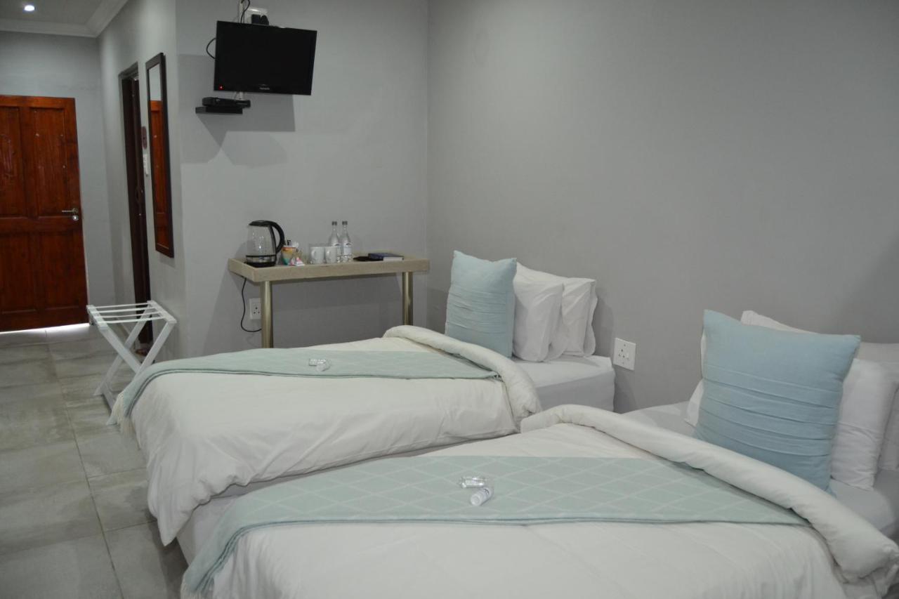 African Sands Guesthouse Load Shedding Free Bloemfontein Dış mekan fotoğraf