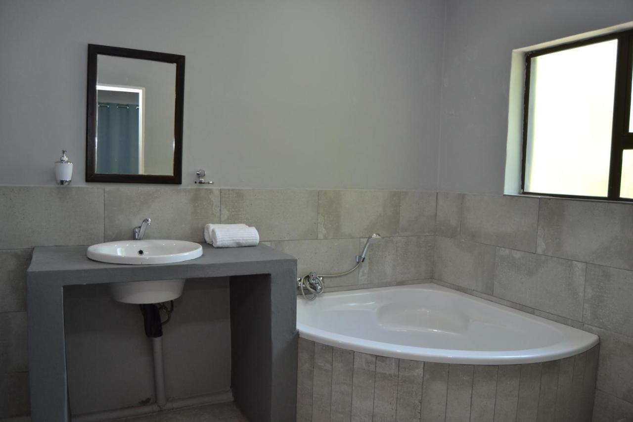 African Sands Guesthouse Load Shedding Free Bloemfontein Dış mekan fotoğraf