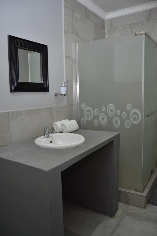 African Sands Guesthouse Load Shedding Free Bloemfontein Dış mekan fotoğraf